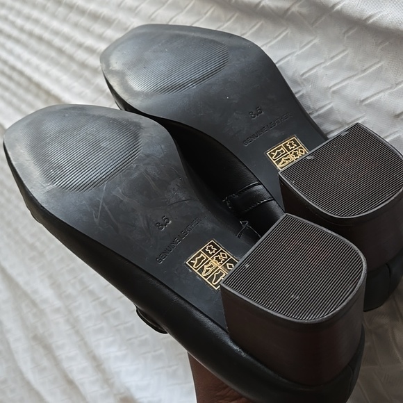 Signature By Journee Collection Black Genuine Leather Mary Jane Women's Shoes - Picture 9 of 11